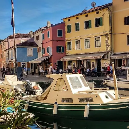 Dom wakacyjny Sea View Orange By Vellaris, Luxury Mobile Mali Lošinj