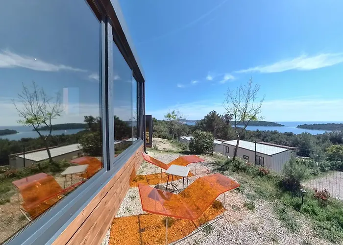 Sea View Orange By Vellaris, Luxury Mobile Dom wakacyjny Mali Lošinj