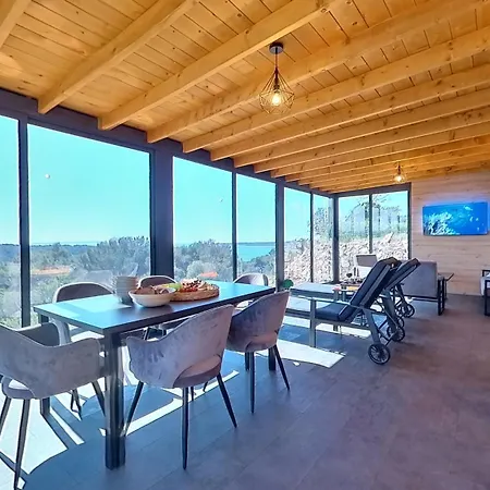 בית נופש Sea View Orange By Vellaris, Luxury Mobile