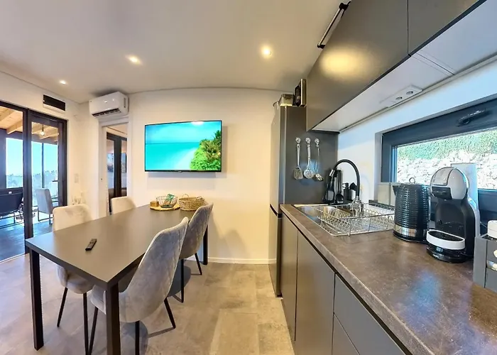 Holiday home Sea View Orange By Vellaris, Luxury Mobile Mali Losinj
